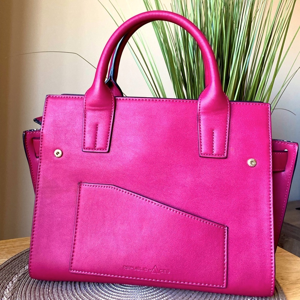 Republic of Aces Stachel Handbag Pink/Red